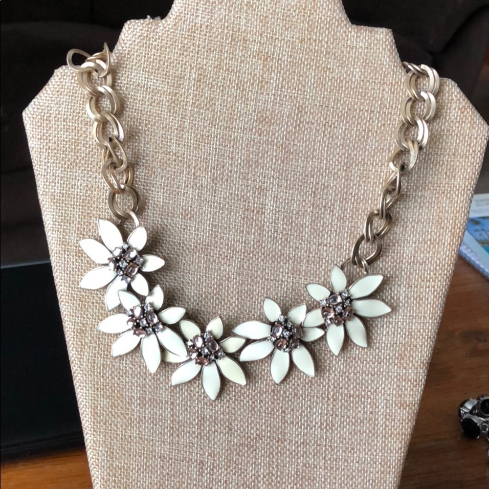 Flowered Statement necklace